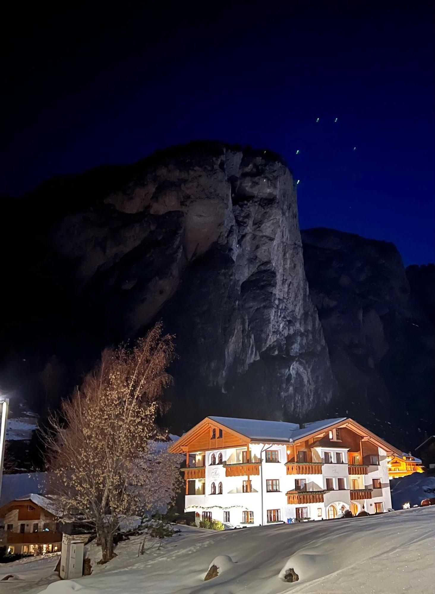 Garni Hotel Iris سيلفا دي فال جاردينا المظهر الخارجي الصورة